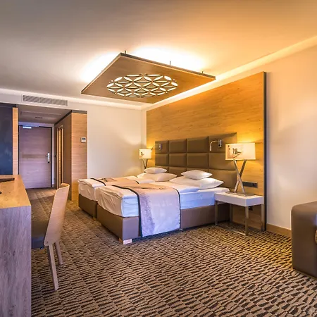 Nosalowy Dwor Отель 4*