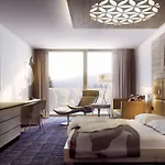 מלון Nosalowy Dwor 4*