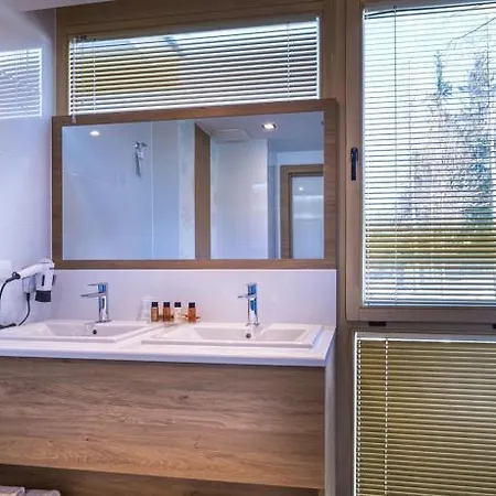Hotel Nosalowy Dwór 4*