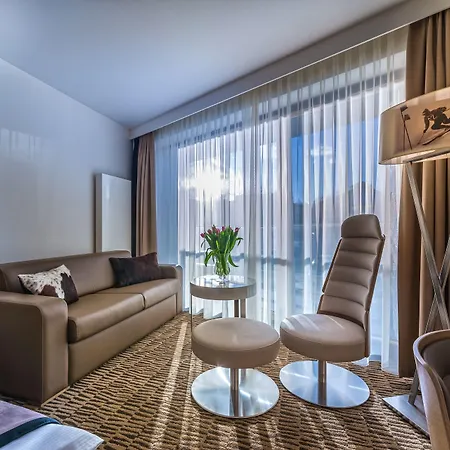 Nosalowy Dwor Hotel 4*