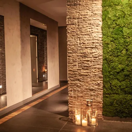 莱兹德西亚诺萨罗伊德瓦酒店 酒店 扎科帕内