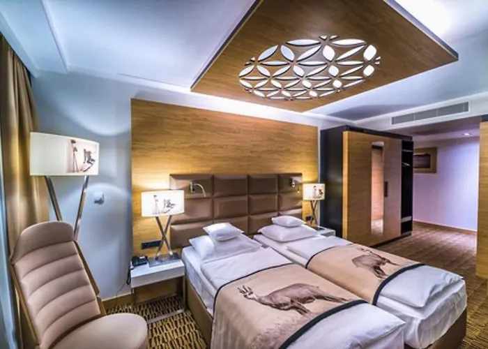 Szálloda Nosalowy Dwor